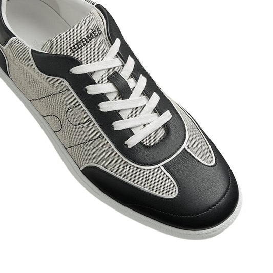 HERMÈS — Sneakers Match en Toile H et Veau Prunoir / Noir