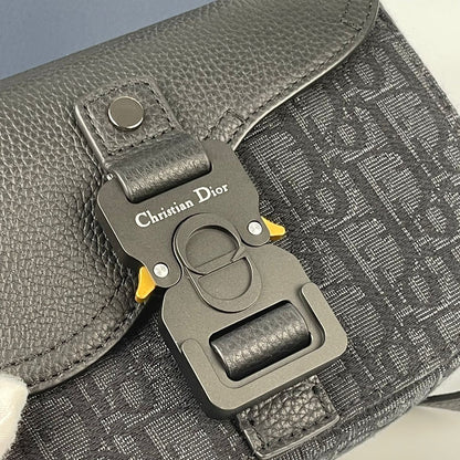 Dior Mini sac Messenger Saddle