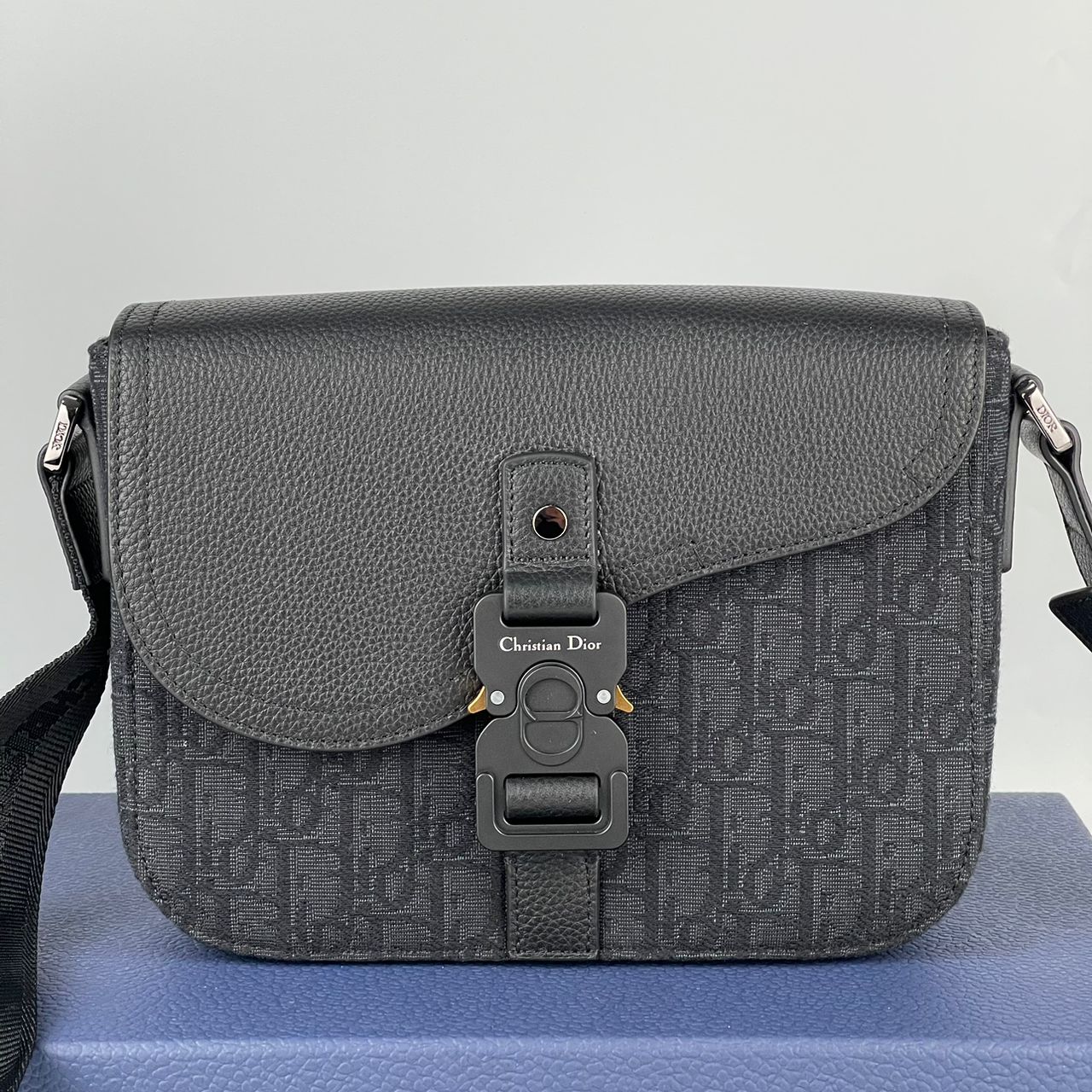 Dior Sac Messenger à rabat Saddle Small