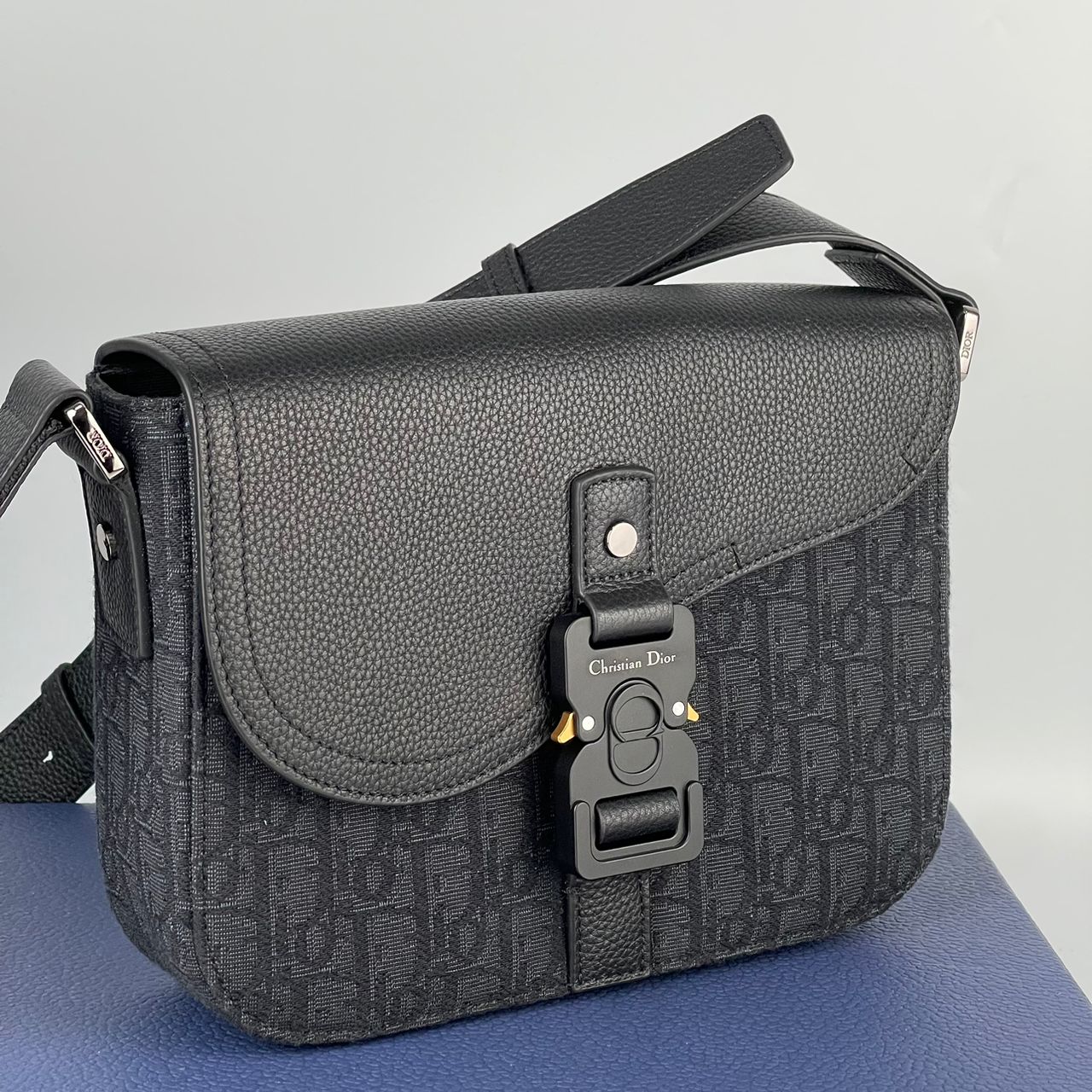 Dior Sac Messenger à rabat Saddle Small