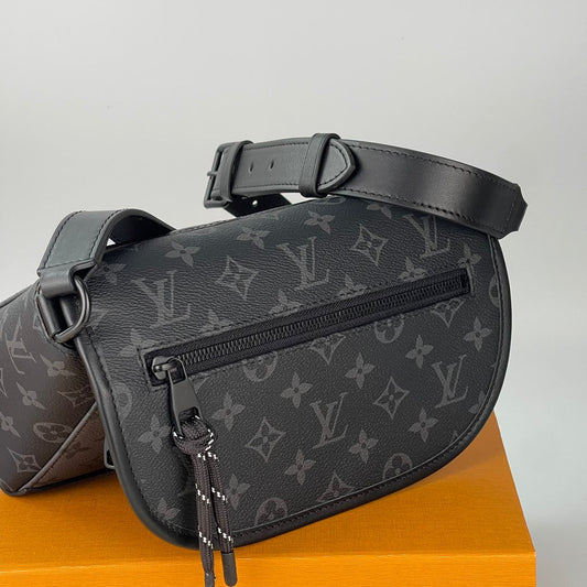 Louis Vuitton Sac Messenger Pulse