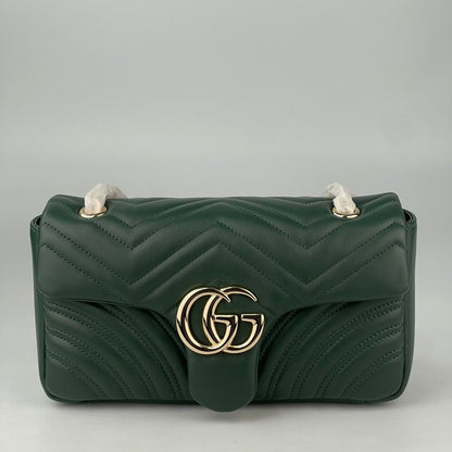 Gucci Marmont Schultertasche, mittlere Größe